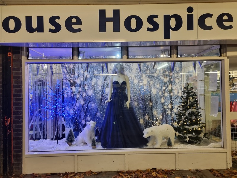 a-christmas-display-in-a-shop-window