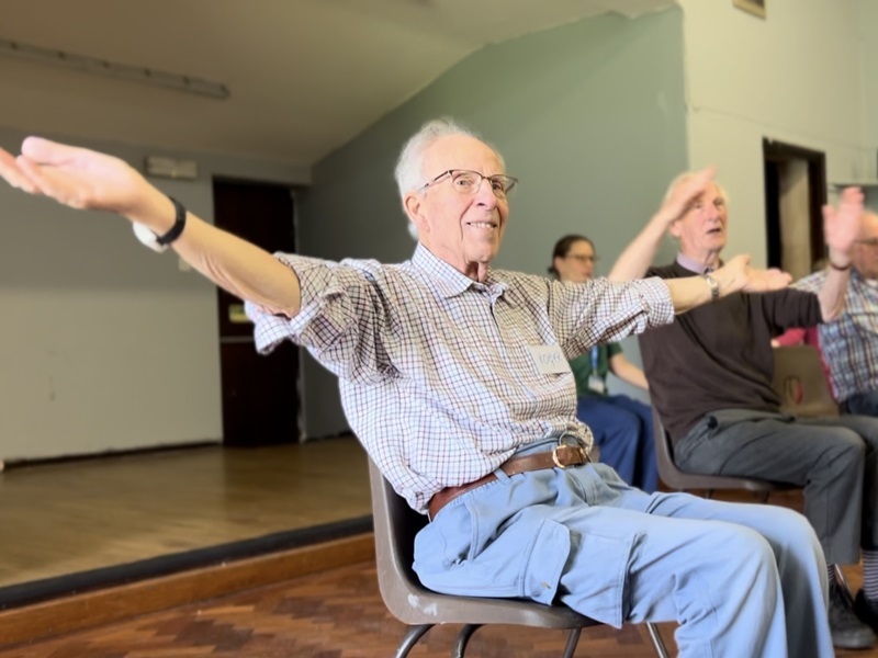 roger-taking-part-in-seated-exercise-at-hitchin-wellbeing-hub